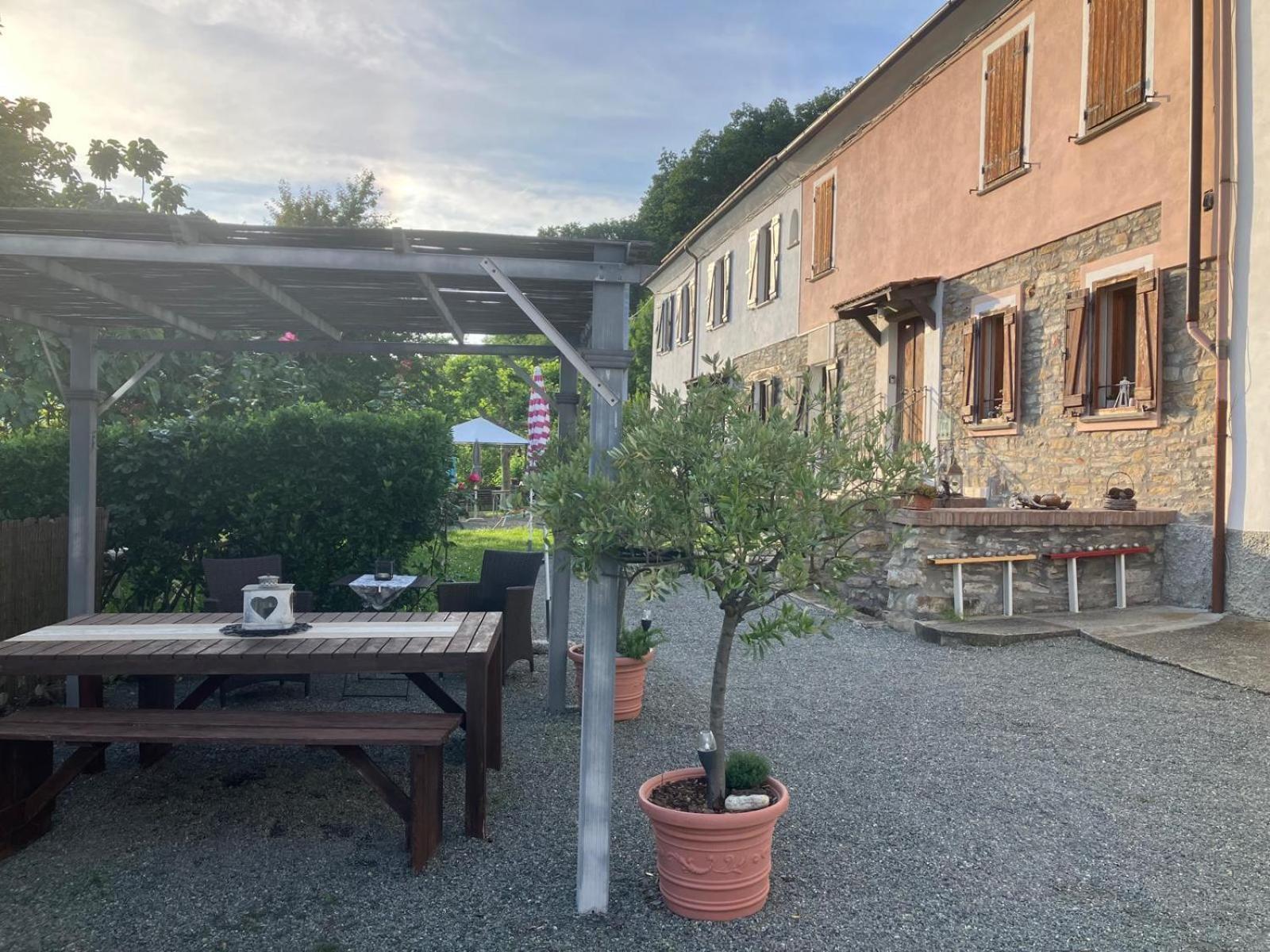 Casa Petra - Casa Tre Stelle - Casa Caneva - Ferien Fuer 6-14 Personen Ponti Bagian luar foto